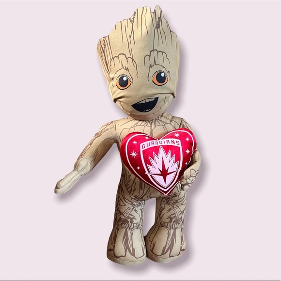 Freestanding Groot with heart from guardians of the galaxy 2 feet tall! - Picture 1 of 7